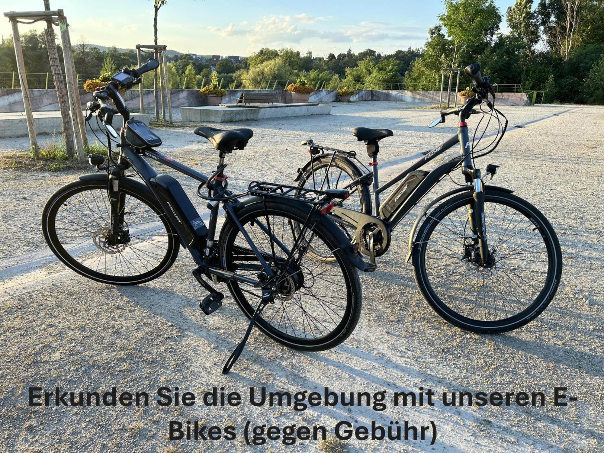 Gemuetliches Helles Apartment Mit Balkon Und Parkplatz Vor Der Tuer Im Zentrum Von Bayreuth Buitenkant foto